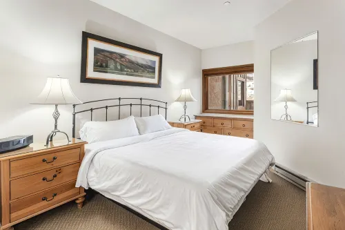 Condo in Snowmass Village - 2-Star