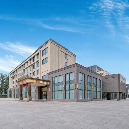 Pingdingshan Runzeyuan Shenma Hotel