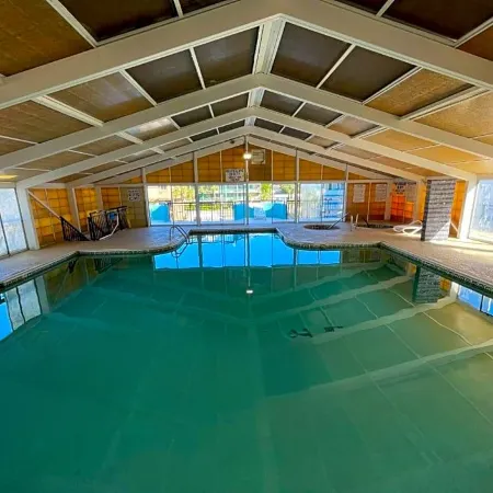 Ocean Plaza Motel