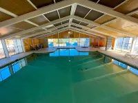 Ocean Plaza Motel - Motels