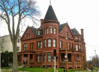 The Redstone Inn and Suites - chambre d’hôtes