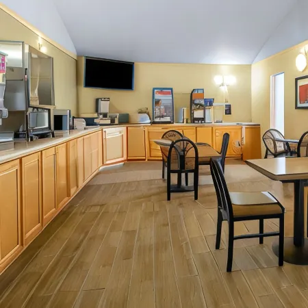 Super 8 by Wyndham Cheyenne WY