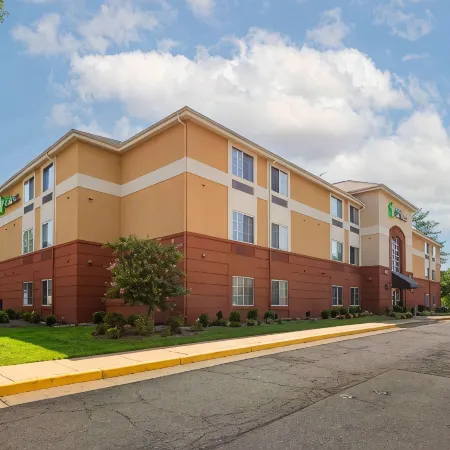MainStay Suites Washington Dulles Airport