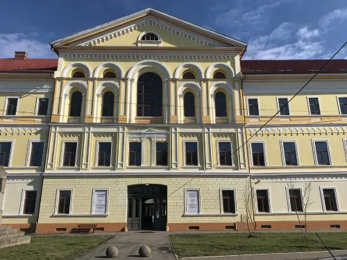 Palatul Lugoj - Homestays