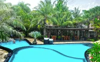 Palm Beach Resort Jepara - ติดทะเล