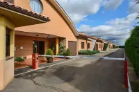 Motel Cancun León - Motels