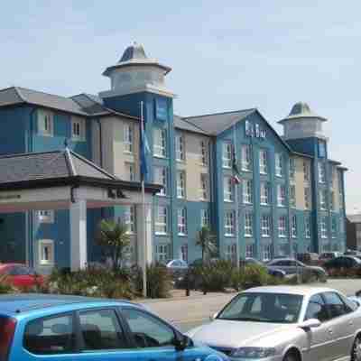 The Big Blue Hotel - Blackpool Pleasure Beach Hotel Exterior