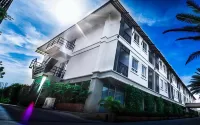 Season Palace Huahin Hotel Hotels in Cha-am