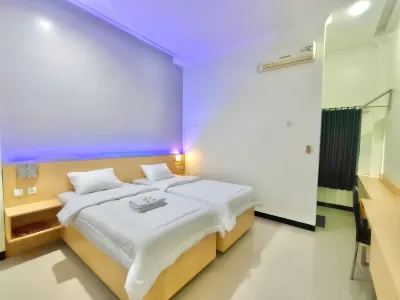Ashofa Hotel Syariah Tanjung Hotels in Kasiau