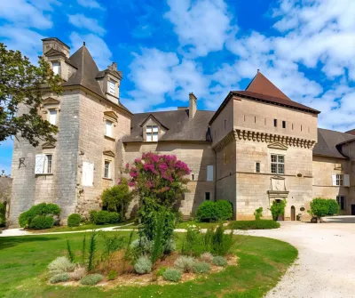 Hôtel Les Gabarres Hotels in Cabrerets