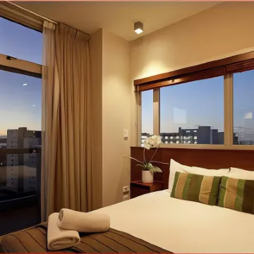 VR Auckland City Hotels near Mount Eden