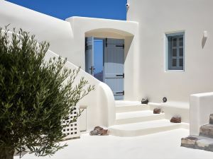 Arxegono Cave Houses Santorini