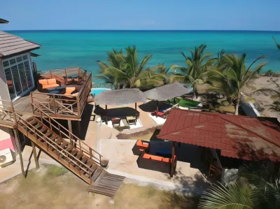 Villa Fleur de Lys Hotels near Salaam Cave Aquarium