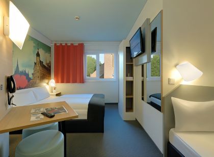 B&B HOTEL Oldenburg