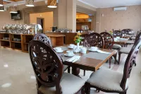 Mexolie Hotel Hotels in Kebumen