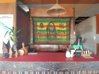 Laster Jony's Hotels in Tomok