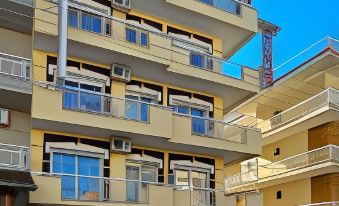Chariclia Hotel