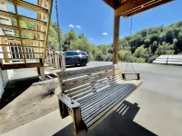 Double L Ranch 1 Bedroom Farmhouse by RedAwning Hotel di Sevier County