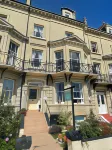 Bon-Ami Hotels in Лоустофт