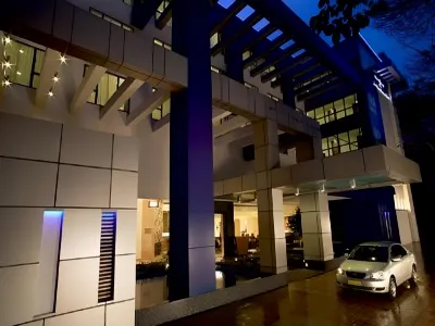 Adarsh Hamilton Hotel a 