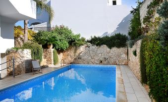 Apartment 3 with Pool and Sea View