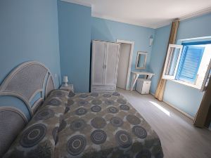 Double Room, Air Conditioning, Bathroom, in the Center of Tropea Calabria n6752