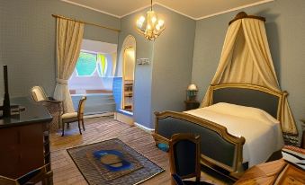 24H le Mans Chateau de Lauresse Chambres d'Hotes Luxe