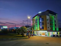 Veer Hotel