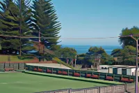 Raumati Sands Resort Hotels in Парапарауму