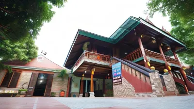 Homestay Minh Ngoc Hotels near 7 - 5 Square