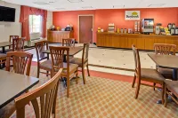 Days Inn & Suites by Wyndham Laurel Near Fort Meade Hotels in Annapolis Junction