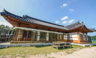 Gyeongju Chilbulam Hanok Pension