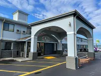 Super 8 by Wyndham Muncie/Ball St. College Area - Wifi