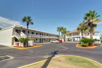 Motel 6 Destin, FL - acceptant les animaux