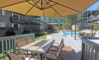 Forest Suites Resort at the Heavenly Village