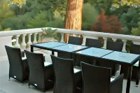 La Grande Maison Hotels in Ternay