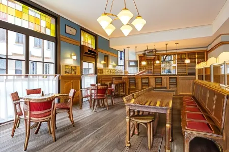 Ibis Brussels Off Grand Place Отели рядом с достопримечательностью «Парк Сэнкантёнэр»