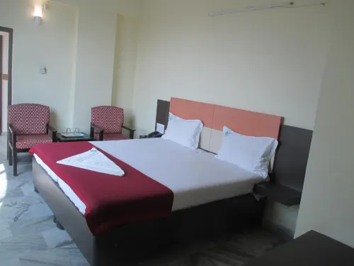 Chandana Residencys Hoteles en Dondaparthy