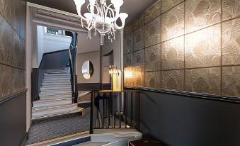 Arome Hotel