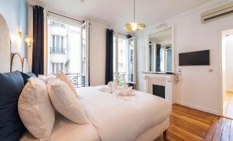 HotelHome Paris 16