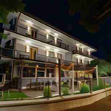 Hotel Oliver Hotel Exterior