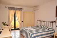 Hotel Villa Del Parco Hotels in La Maddalena