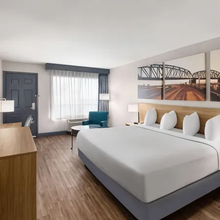 Days Inn by Wyndham Carlisle