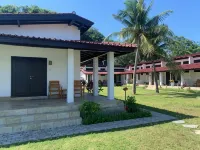 Balong Balong Surf Bungalows & Restaurant Hotels near Lighthouse