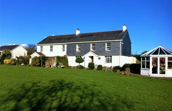 特雷温斯家庭旅館