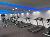 Super 8 by Wyndham Baltimore Northwest - Gym