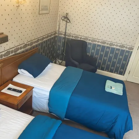 The Royal Victoria & Bull Hotel