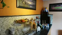 Virginia Inn - breakfast