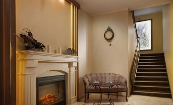 Kroshka Enot Hotel