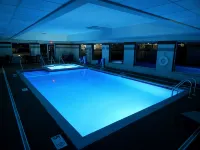 Wingate by Wyndham Joliet - piscine